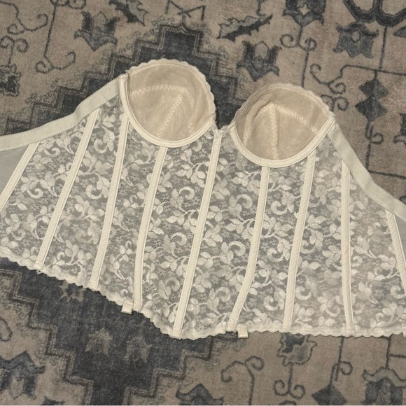 VINTAGE 70S 80S WHITE CARNIVAL BUSTIER STRAPLESS STRUCTURED LACE CORSET TOP BRA - Picture 4 of 16